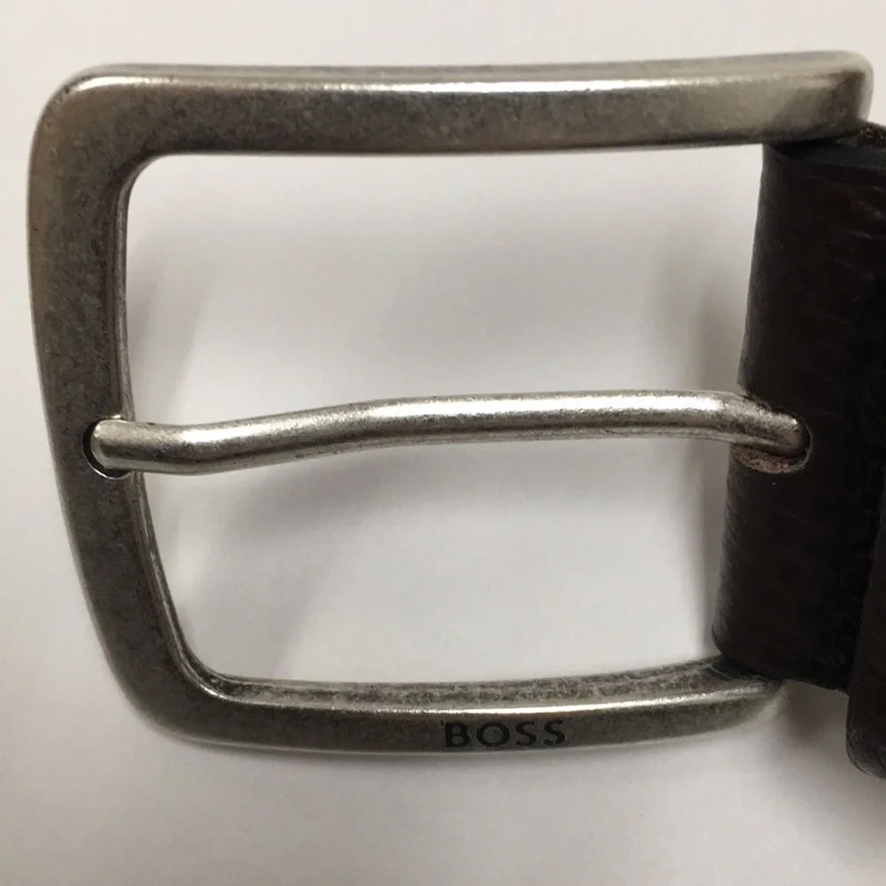 Hugo Boss Genuine Textured Cow Leather Belt Brown Size 85-32 Silver Preppy